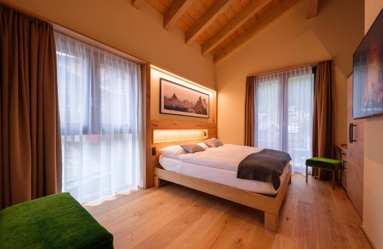 Hotel Tannenhof زيرمات المظهر الخارجي الصورة