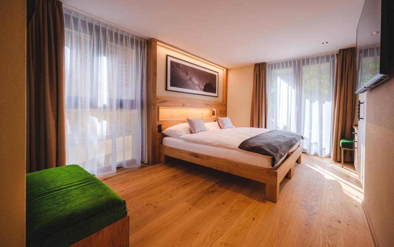 Hotel Tannenhof زيرمات المظهر الخارجي الصورة