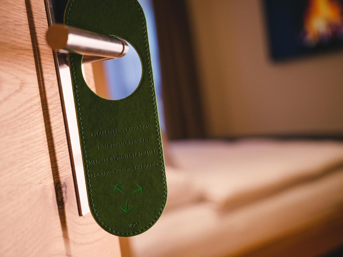 Hotel Tannenhof زيرمات المظهر الخارجي الصورة