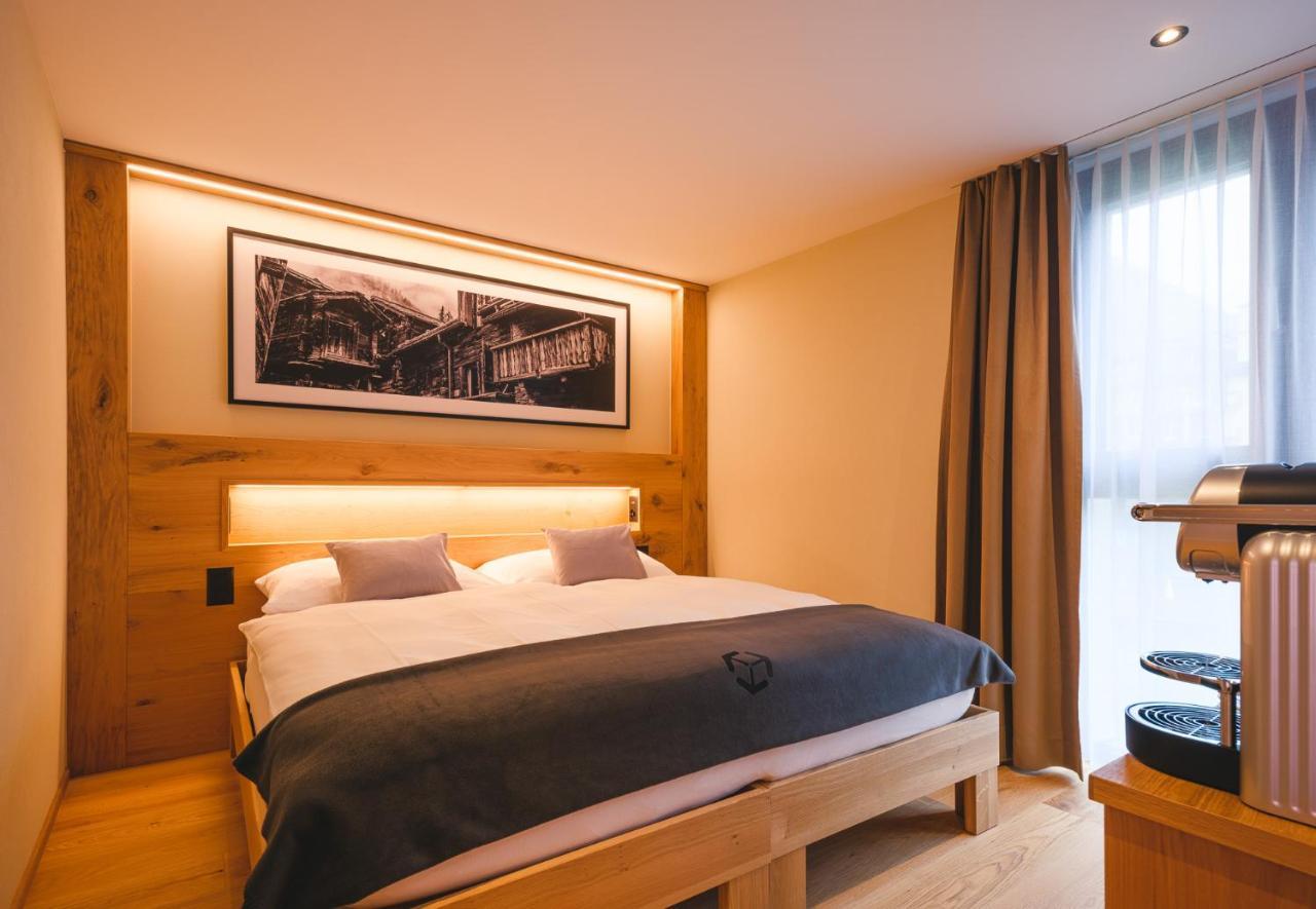Hotel Tannenhof زيرمات المظهر الخارجي الصورة